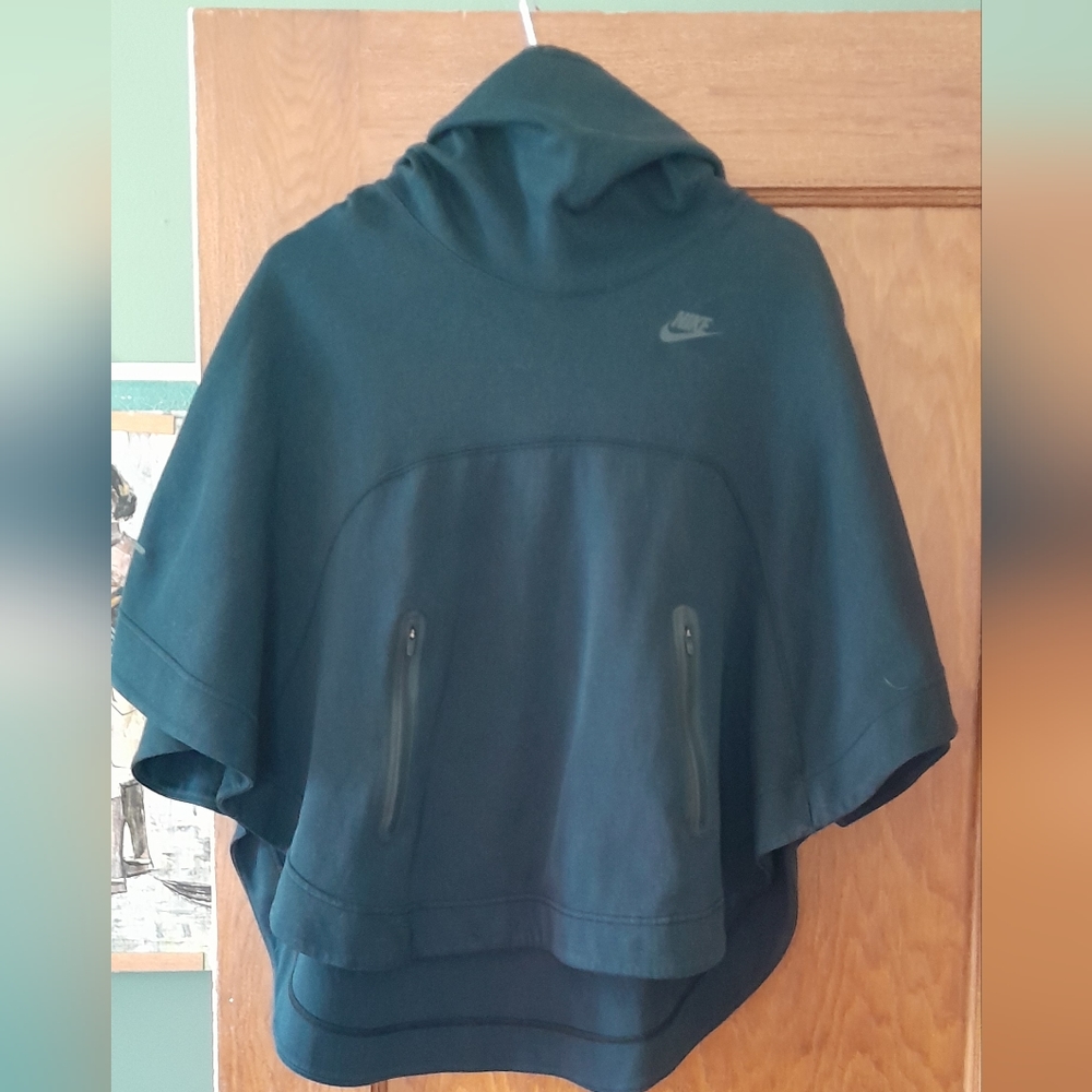 Nike Tech Fleece Cape funnel hood Cape/Poncho